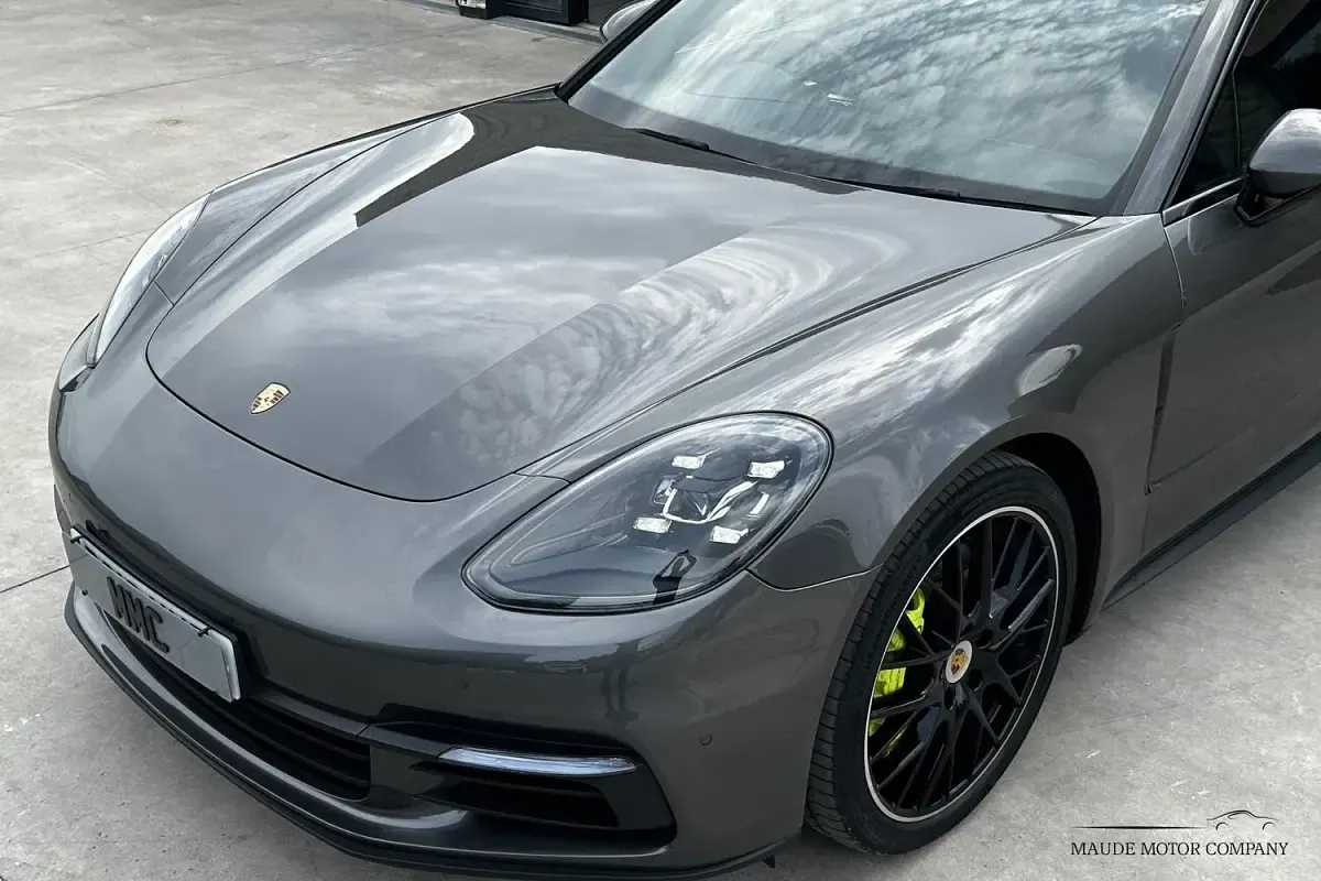 Used Porsche Panamera Sport Turismo 330 HP (242 kW) 2018 Grey Estate