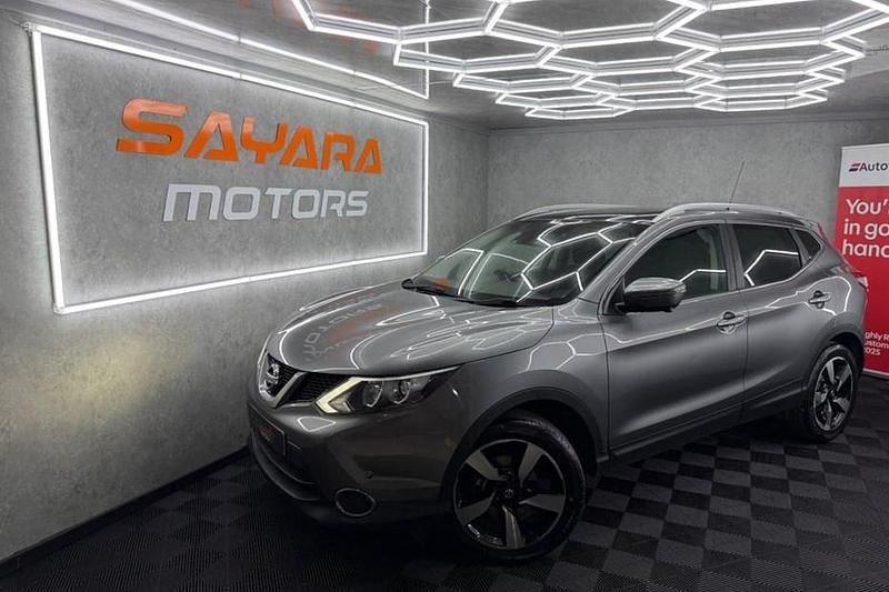 Used Nissan Qashqai N-TEC 110 HP (80 kW) 2015 Grey SUV
