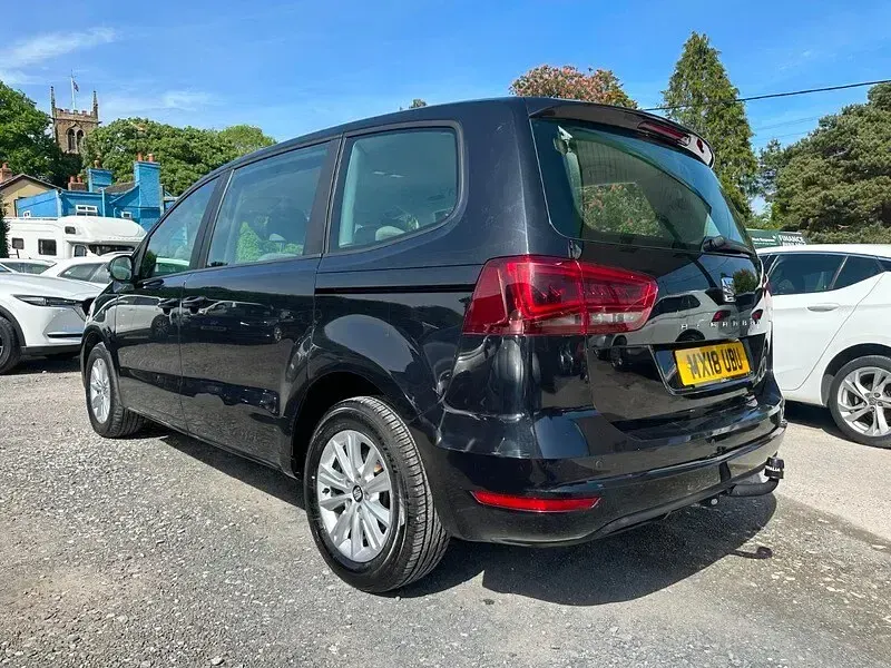 Used Seat Alhambra Ecomotive 150 HP (110 kW) 2018 Black MPV