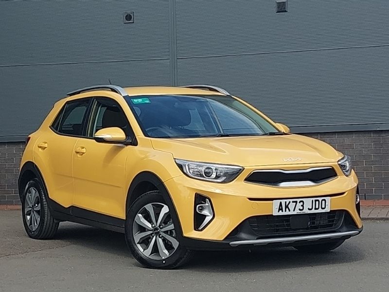 Yellow Used 2023 Kia Stonic 2 SUV | £18,498 (Fair price) - Image 1/4
