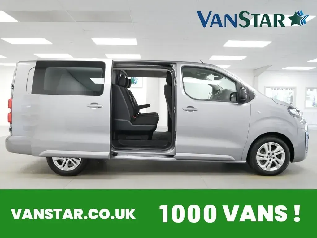 Used Vauxhall Vivaro Elite 145 HP (106 kW) 2022 Grey MPV