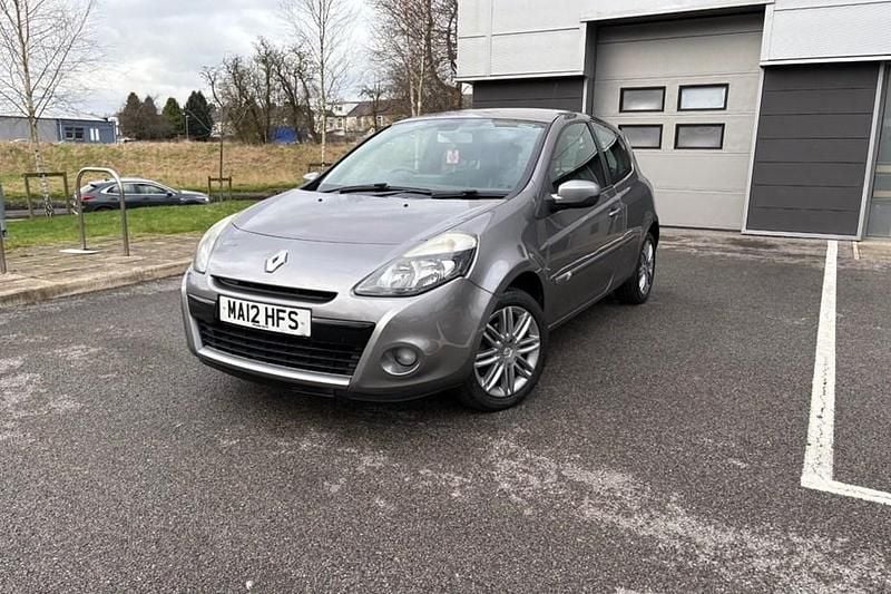 Grey Used 2012 Renault Clio IV Dynamique Hatchback | £4,095 (Good price) - Image 1/1