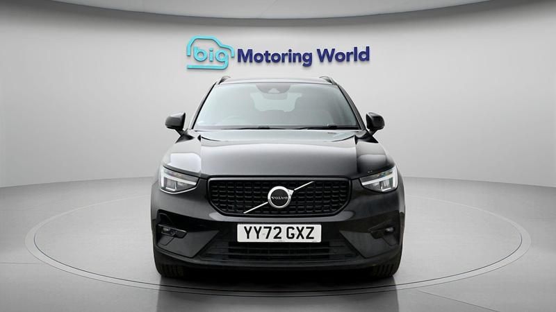 Used Volvo XC40 Plus 211 HP (155 kW) 2022 Black SUV