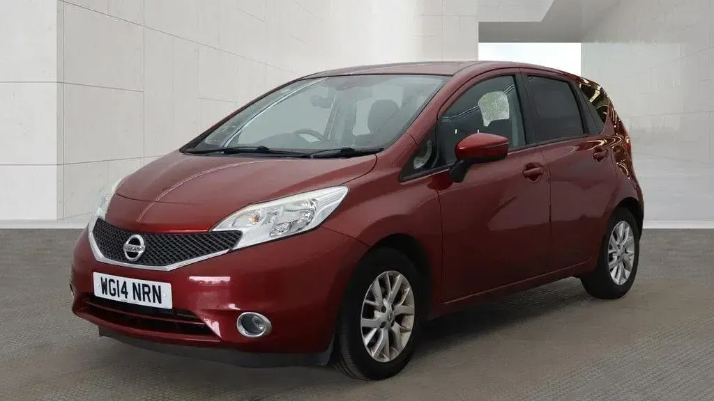 Used Nissan Note Acenta Premium 90 HP (66 kW) 2014 Red Hatchback