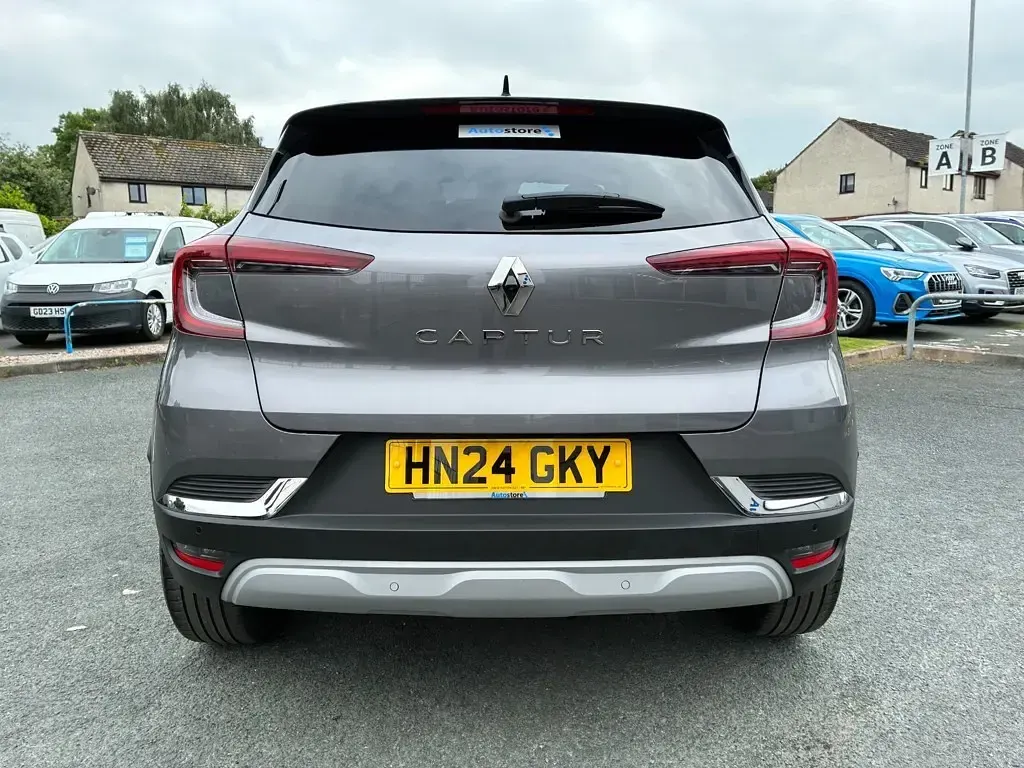 Used Renault Captur Techno 2024 Grey and black SUV
