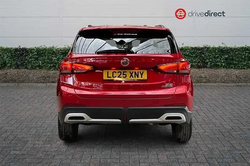 Usado MG ZS Trophy 196 HP (144 kW) 2025 Vermelho SUV