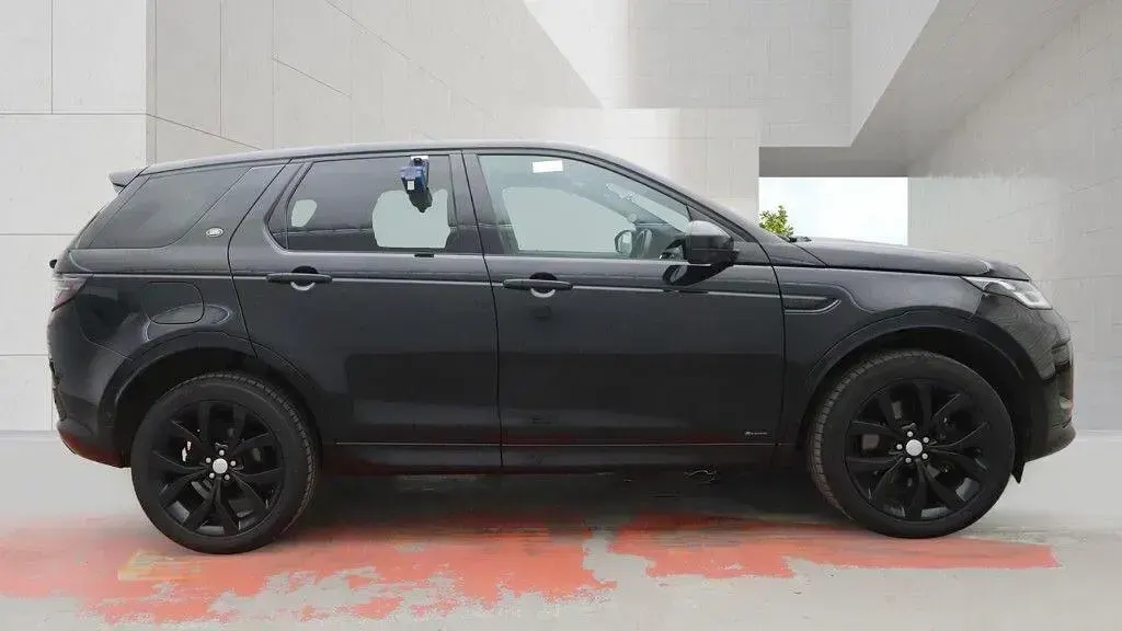 Used Land Rover Discovery 5 R-Dynamic 2021 Black SUV