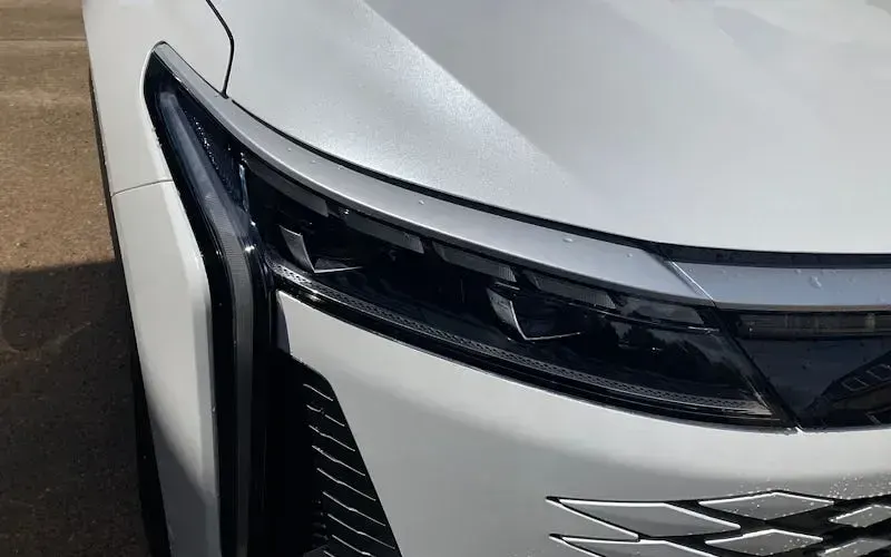 Used Omoda 9 449 HP (330 kW) 2025 White SUV