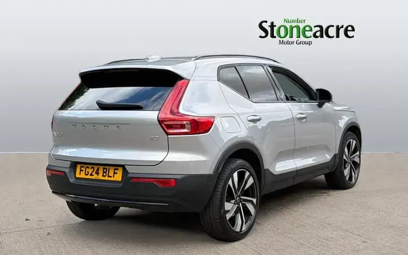 Used Volvo XC40 Ultimate 163 HP (119 kW) 2023 Silver SUV