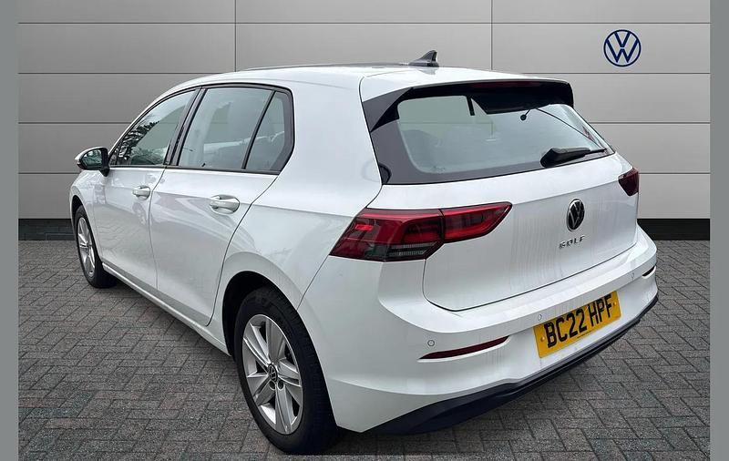 Used VW Golf VIII Life 110 HP (80 kW) 2022 White Hatchback