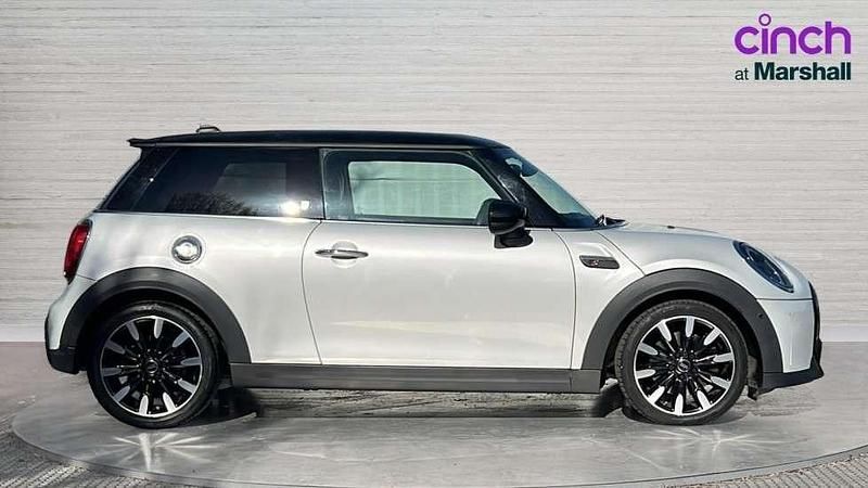 Used Mini Cooper S Exclusive 178 HP (130 kW) 2021 Silver Hatchback