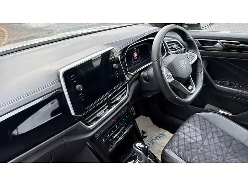 Używany VW T-Roc 150 KM (110 kW) 2025 SUV