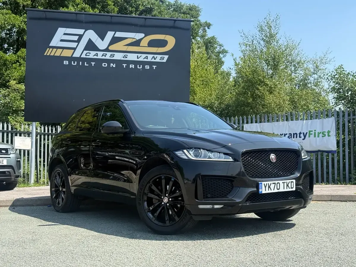 Used Jaguar F-Pace Chequered Flag 180 HP (132 kW) 2020 Black SUV