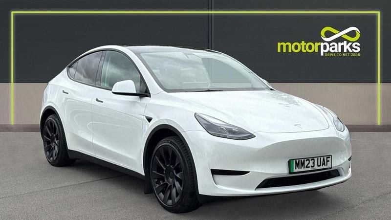 Pearl white multicoat Used 2023 Tesla Model Y SUV | £25,500 (Fair price) - Image 1/4
