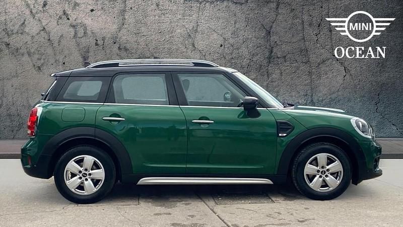 Used Mini Cooper Countryman Classic 136 HP (100 kW) 2020 Green SUV