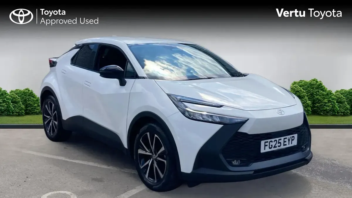 Used Toyota C-HR Design 140 HP (102 kW) 2025 SUV