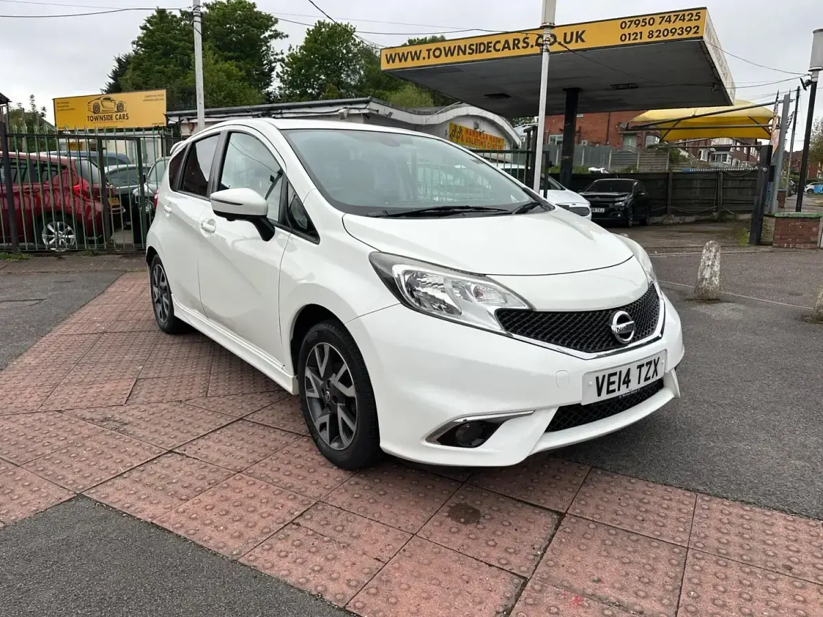 Używany Nissan Note S 98 KM (72 kW) 2014 Biały Hatchback