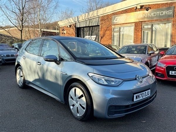 Blue Used 2020 VW ID.3 Pro Performance Hatchback | £10,990 (Fair price) - Image 1/1