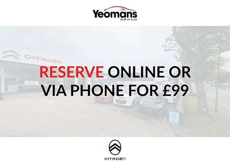 Used Citroën C3 PureTech 81 HP (59 kW) 2023 Beige Hatchback