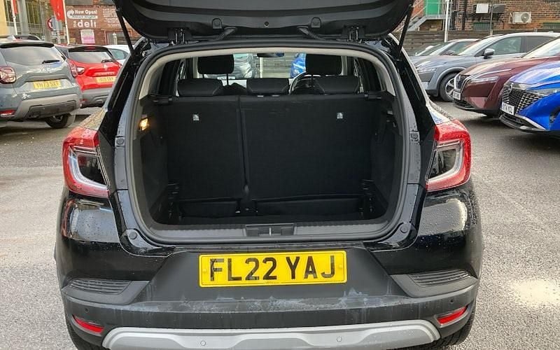 Used Renault Captur Iconic 91 HP (66 kW) 2022 Black SUV