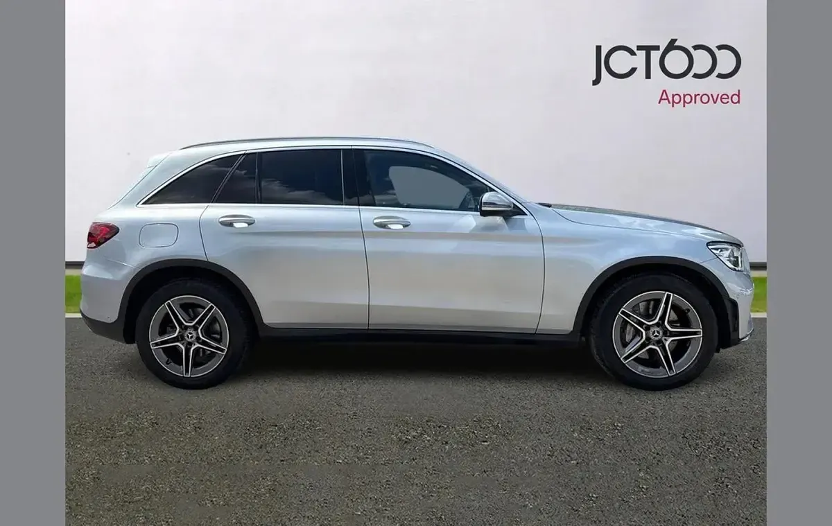 Used Mercedes GLC220 AMG line 191 HP (140 kW) 2022 Silver SUV
