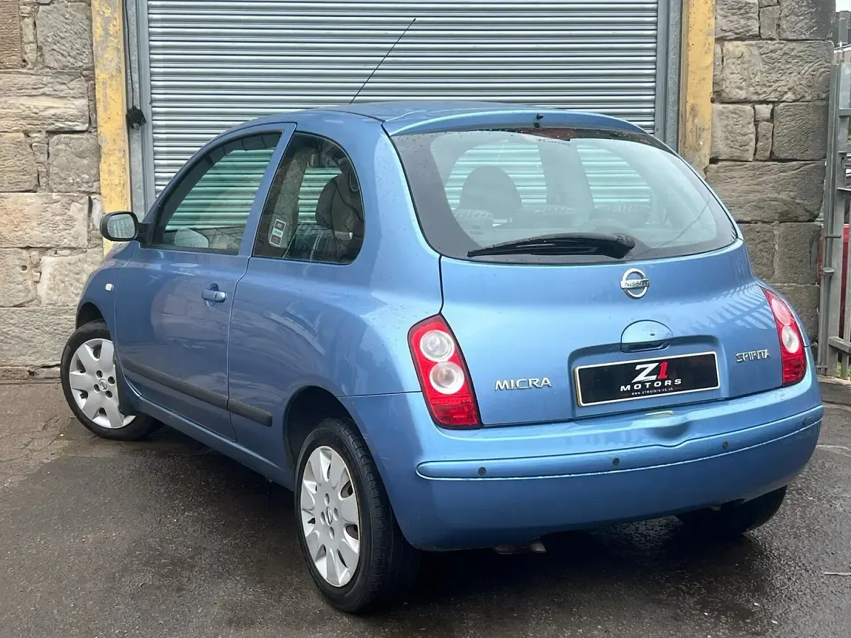 Used Nissan Micra 87 HP (63 kW) 2006 Blue Hatchback