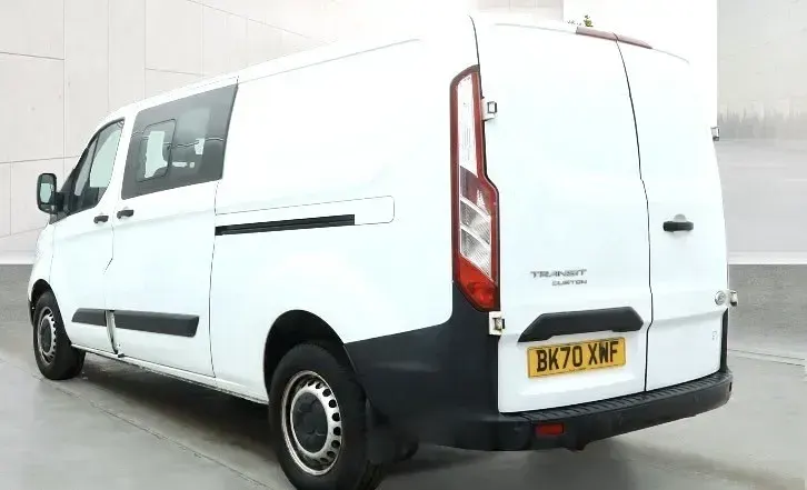 Used Ford Transit Custom 130 HP (95 kW) 2020 White Estate