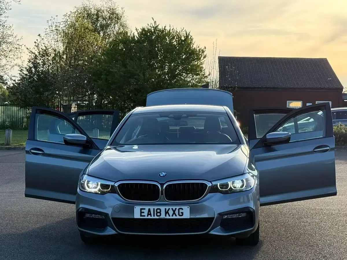 Used BMW 530e M Sport 252 HP (185 kW) 2018 Blue Sedan