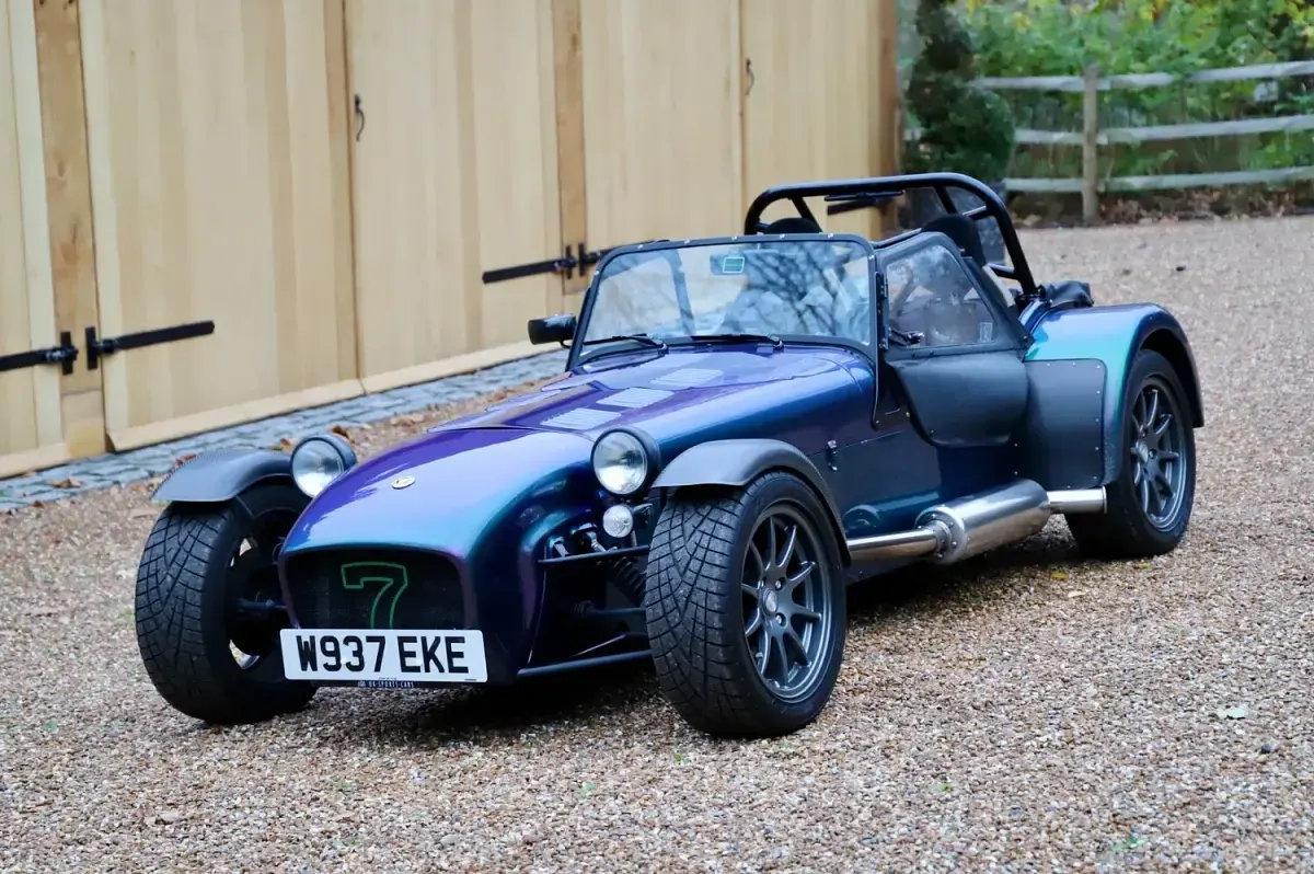 Used Caterham Seven 181 HP (133 kW) 2000 Green Cabriolet