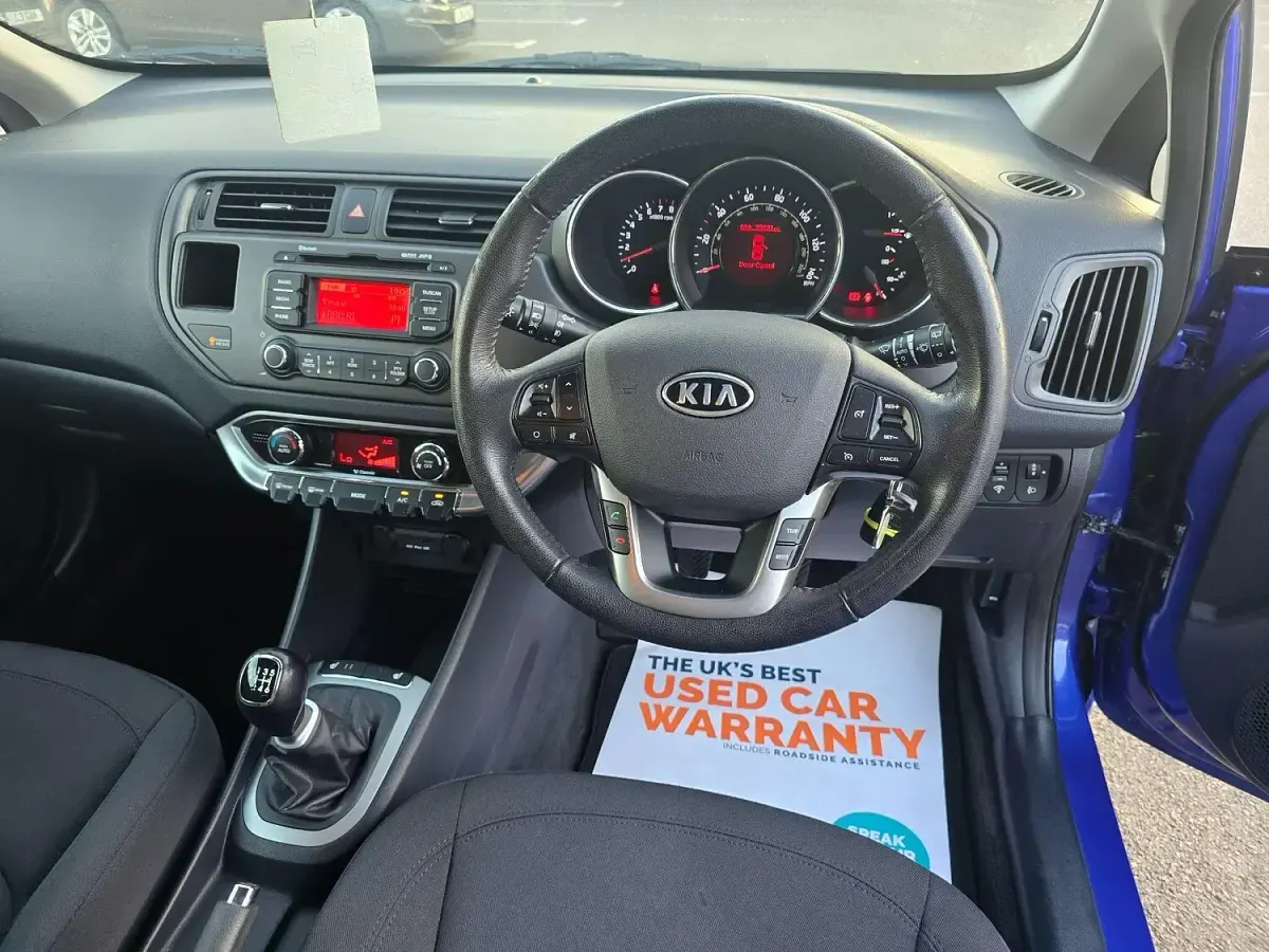 Used Kia Rio 109 HP (80 kW) 2012 Blue Hatchback