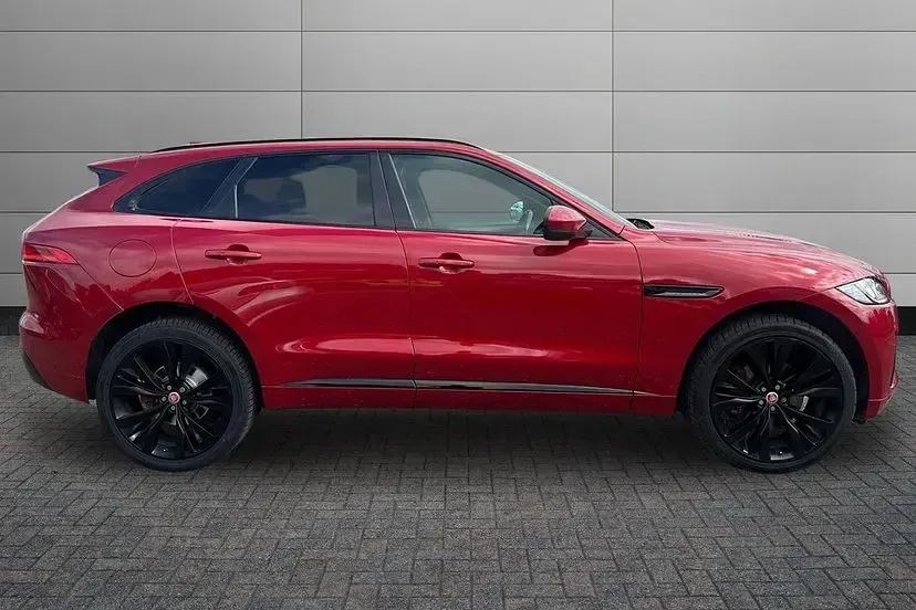Used Jaguar F-Pace S 300 HP (220 kW) 2018 Firenze red SUV