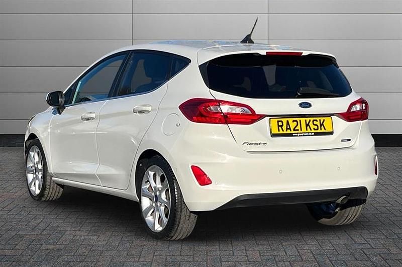 Used Ford Fiesta Titanium X 125 HP (91 kW) 2021 White Hatchback