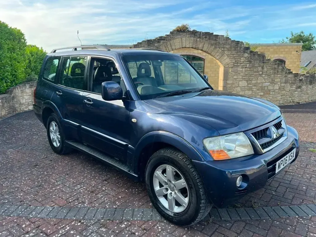 Used Mitsubishi Shogun Elegance 2006 Blue SUV