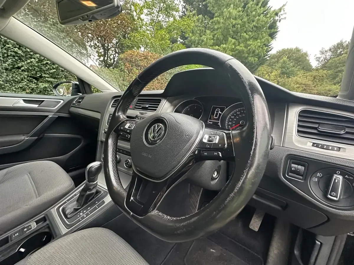 Used VW Golf VII Match 105 HP (77 kW) 2015 Black Hatchback