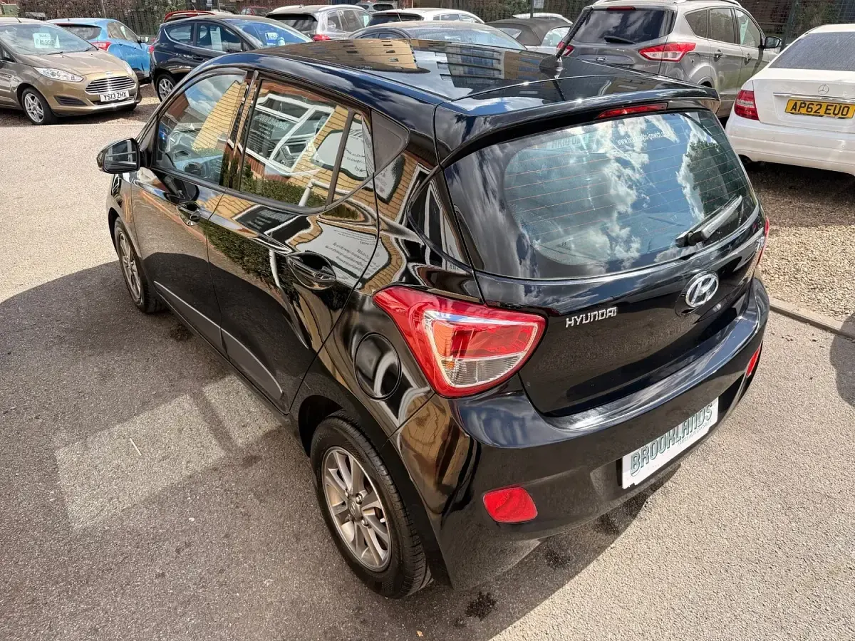 Used Hyundai i10 Premium 2014 Black Hatchback