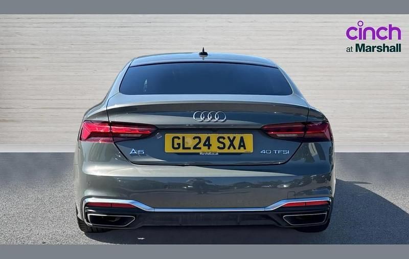 Usado Audi A5 Sportback S-Line 204 CV (150 kW) 2024 Gris Utilitario