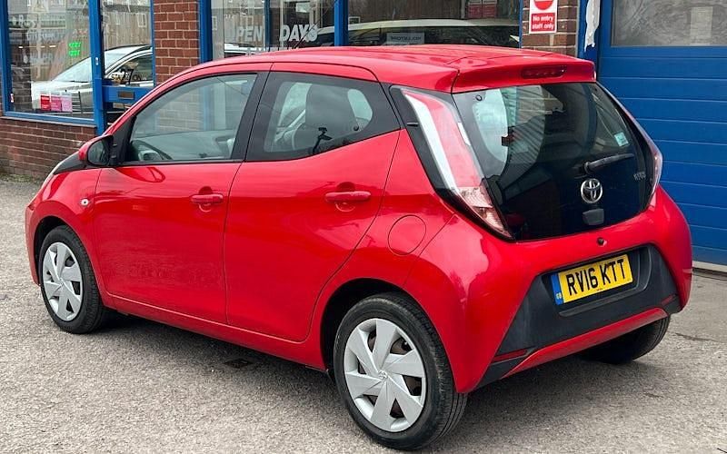 Gebraucht Toyota Aygo X-play 69 PS (50 kW) 2018 Kleinwagen