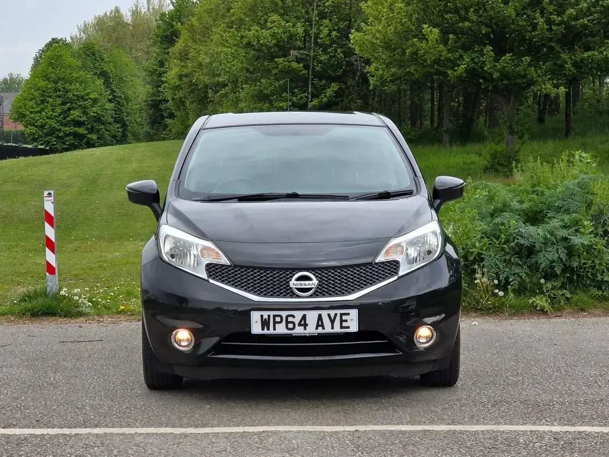 Begagnad Nissan Note Acenta 2014 Svart Halvkombi