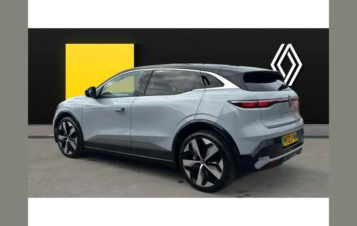 Usado Renault Megane E-Tech Techno 160 kW (218 HP) 2023 Other Citadino