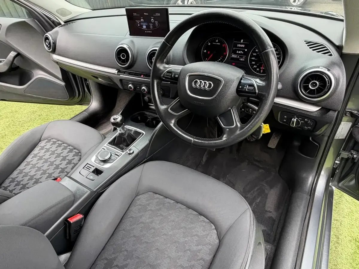 Used Audi A3 110 HP (80 kW) 2014 Grey Hatchback