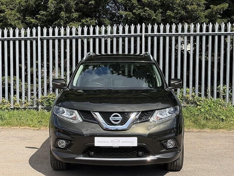 Used Nissan X-Trail Tekna 130 HP (95 kW) 2016 Green SUV