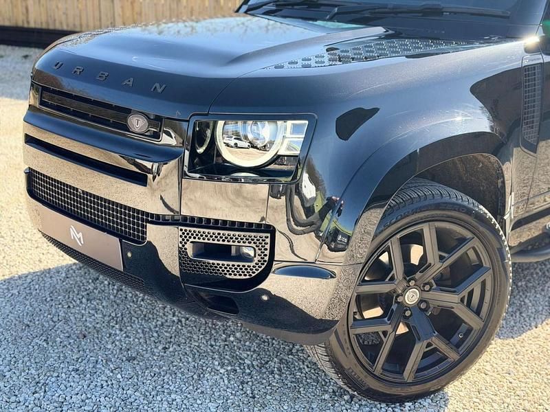 Used Land Rover Defender SE 2021 Black SUV