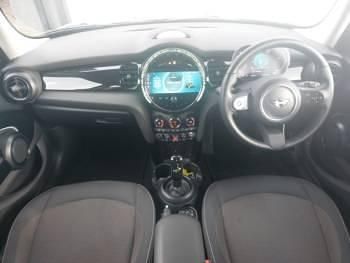 Used Mini Cooper Classic 136 HP (100 kW) 2024 Silver Hatchback