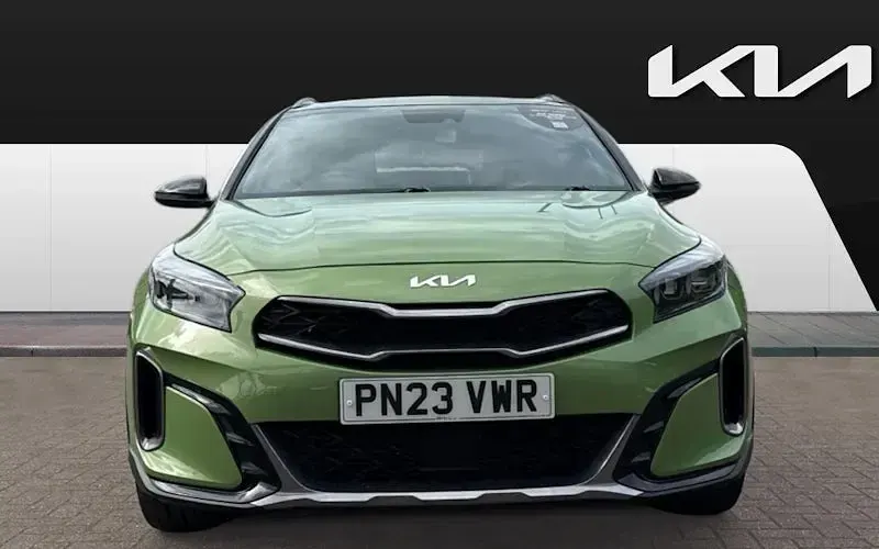 Usado Kia XCeed GT-Line 160 HP (117 kW) 2023 Verde SUV