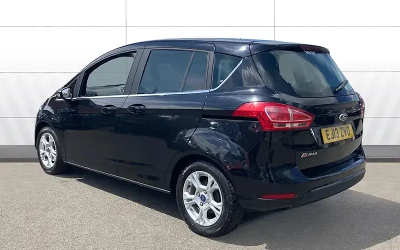 Used Ford B-MAX Zetec 105 HP (77 kW) 2016 MPV