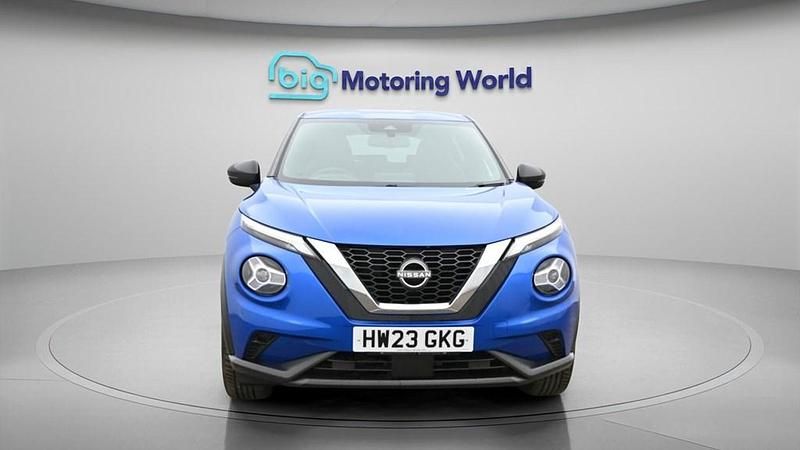 Used Nissan Juke N-Connecta 114 HP (83 kW) 2023 Blue SUV