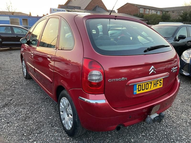Used Citroën Xsara Picasso 2007 Red MPV