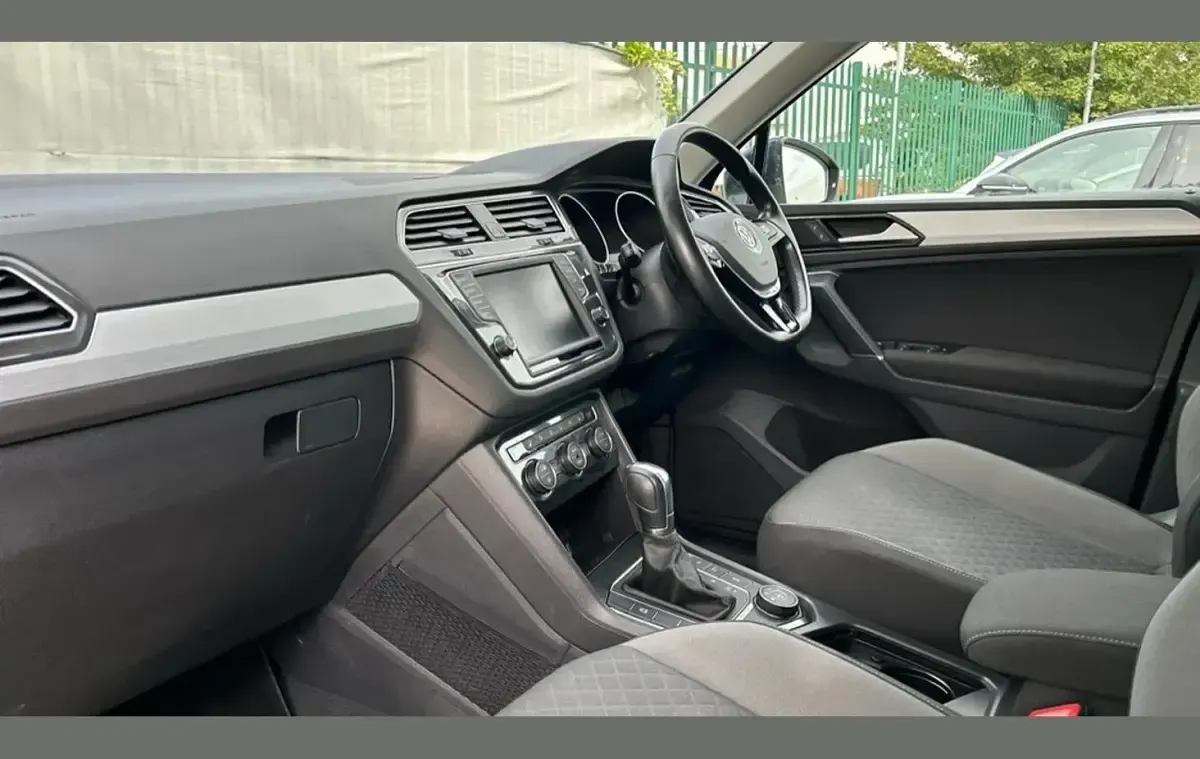 Used VW Tiguan SE 150 HP (110 kW) 2016 Atlantic blue metallic SUV