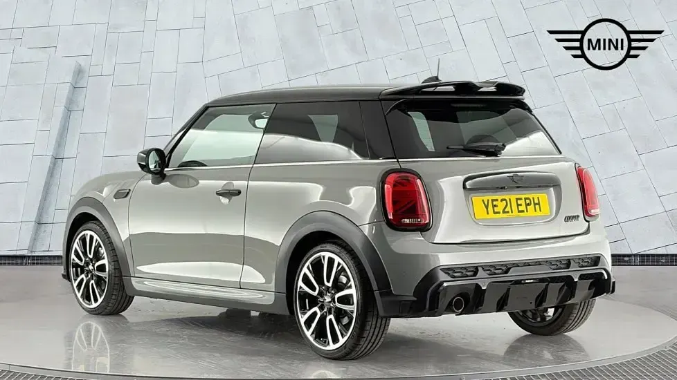 Used Mini Cooper Hatch 136 HP (100 kW) 2021 Grey Hatchback