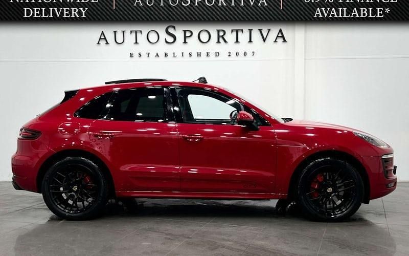 Used Porsche Macan GTS 360 HP (264 kW) 2017 Red SUV